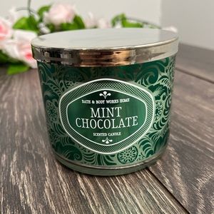 Mint Chocolate Bath & Bodyworks 3 Wick Candle